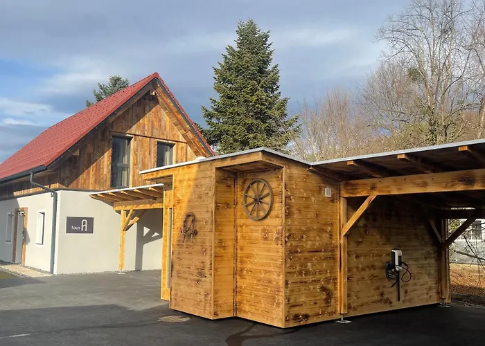 Residences Am Tor Zur Suedsteirischen Weinstrasse بيت للعطل Arnfels