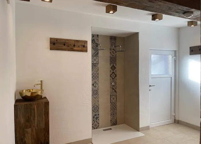 Residences Am Tor Zur Suedsteirischen Weinstrasse بيت للعطل Arnfels