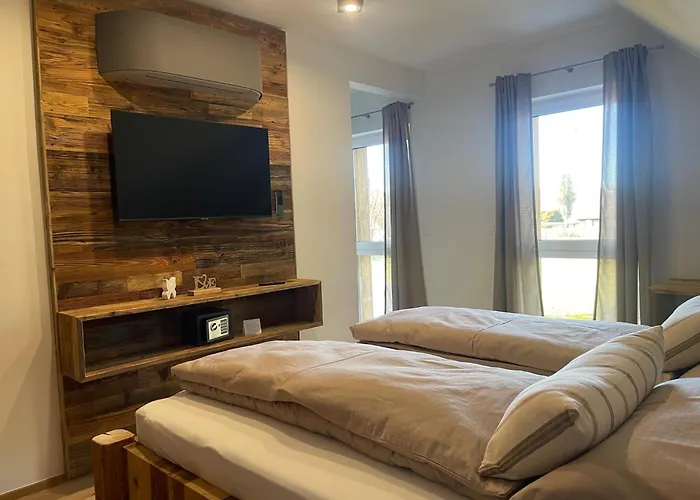 Residences Am Tor Zur Suedsteirischen Weinstrasse بيت للعطل Arnfels