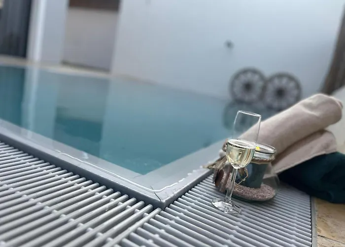 Residences Am Tor Zur Suedsteirischen Weinstrasse بيت للعطل Arnfels